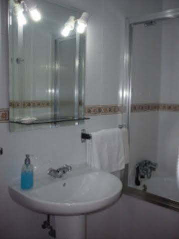 Hostal Zamorán Madri Exterior foto